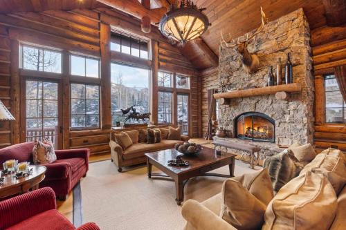 Beaver Creek House | LX 313 Strawberry Park 7 Bedroom Platinum by East West Hospitality