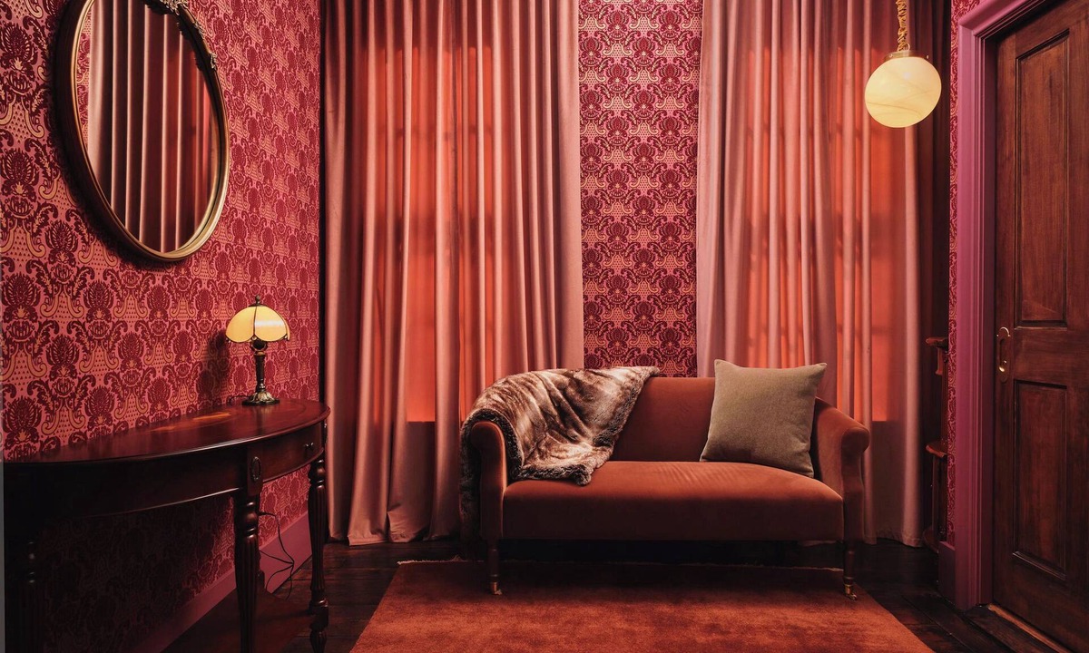 East Cesar Chavez House | MAISON REVE Romantic Luxury Historic Estate for Stays, Gatherings, Photoshoots