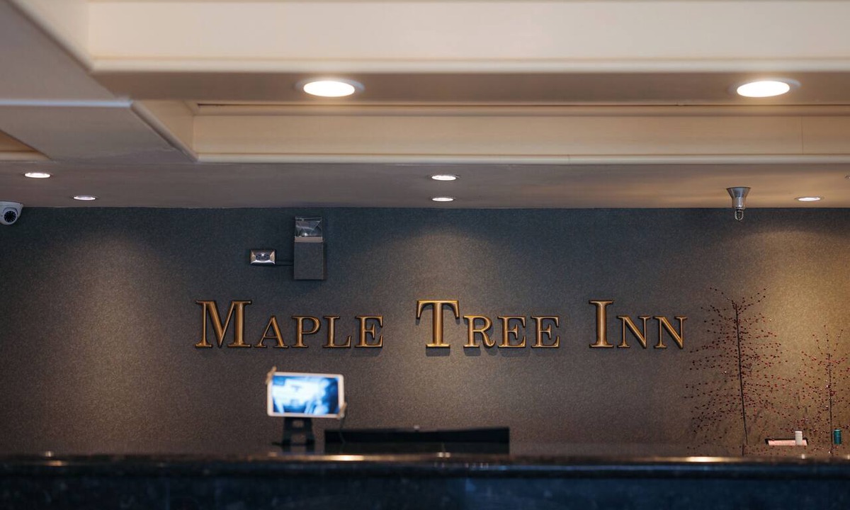 Sunnyvale Hotel | Maple Tree Inn