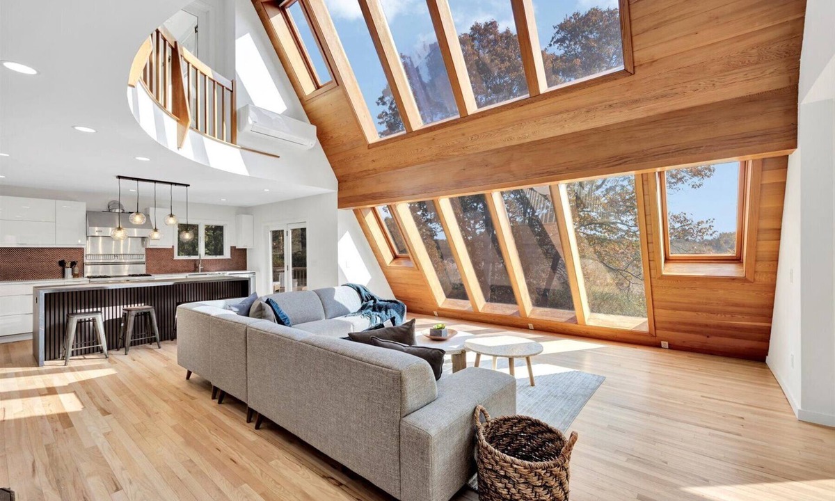 West Barnstable House | Modern 6 BR,5 B MarshViews,Hot tub,5mins to beach,Chef’s Kitchen, Large Groups