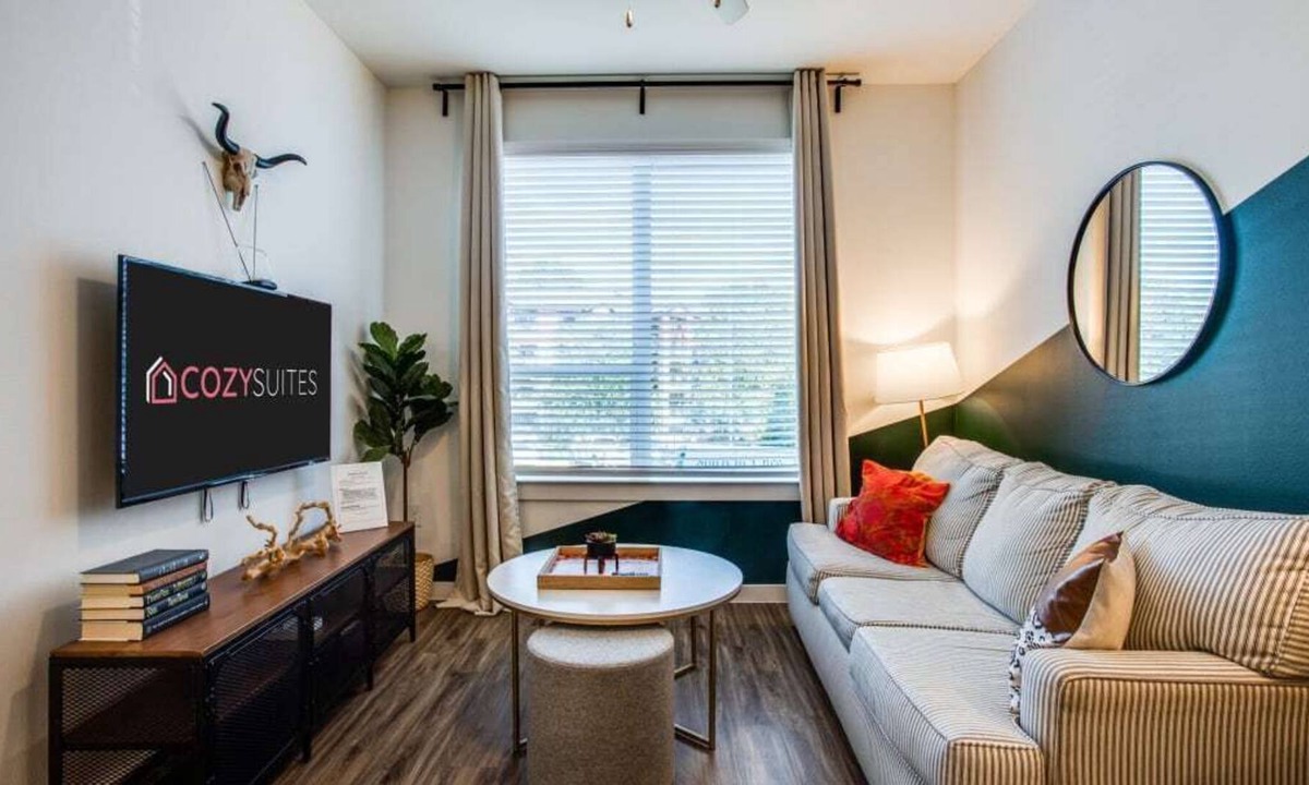 East Riverside - Oltorf Apartment | Modern CozySuites in East Riverside Downtown #01
