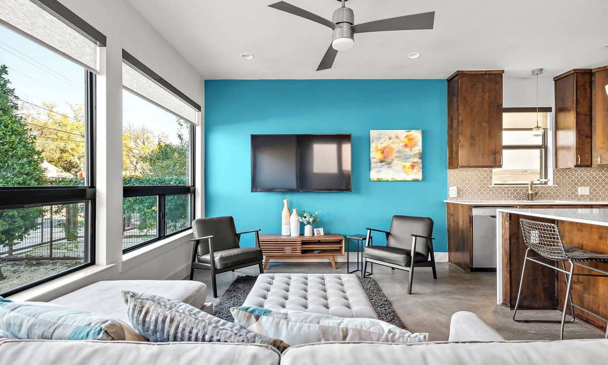 Central East Austin House | Modern East Austin Oasis: Near Rainey, Downtown & UT
