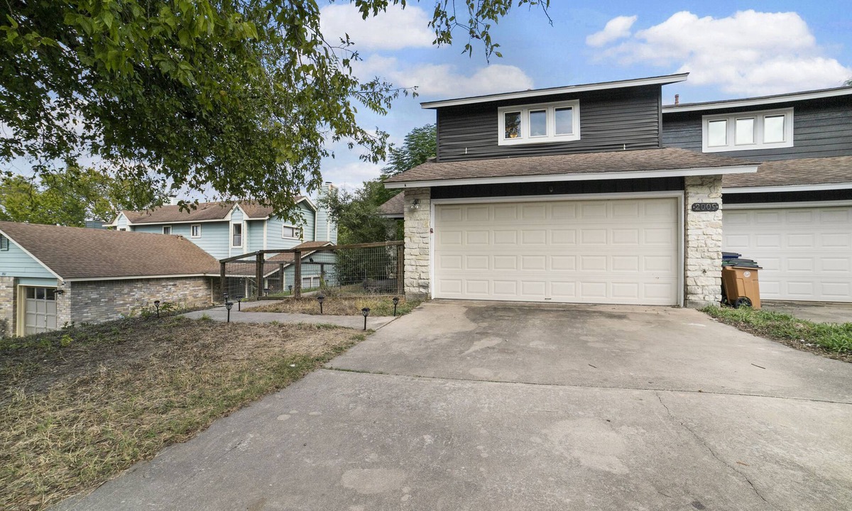 Pleasant Valley House | Modern Home 7 Min from Downtown
