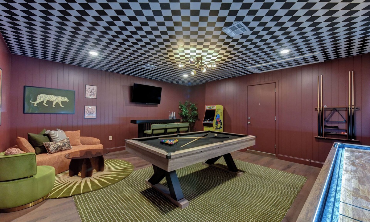 East Congress House | Modern South Austin Retreat w/Game Room + Greenbelt Access