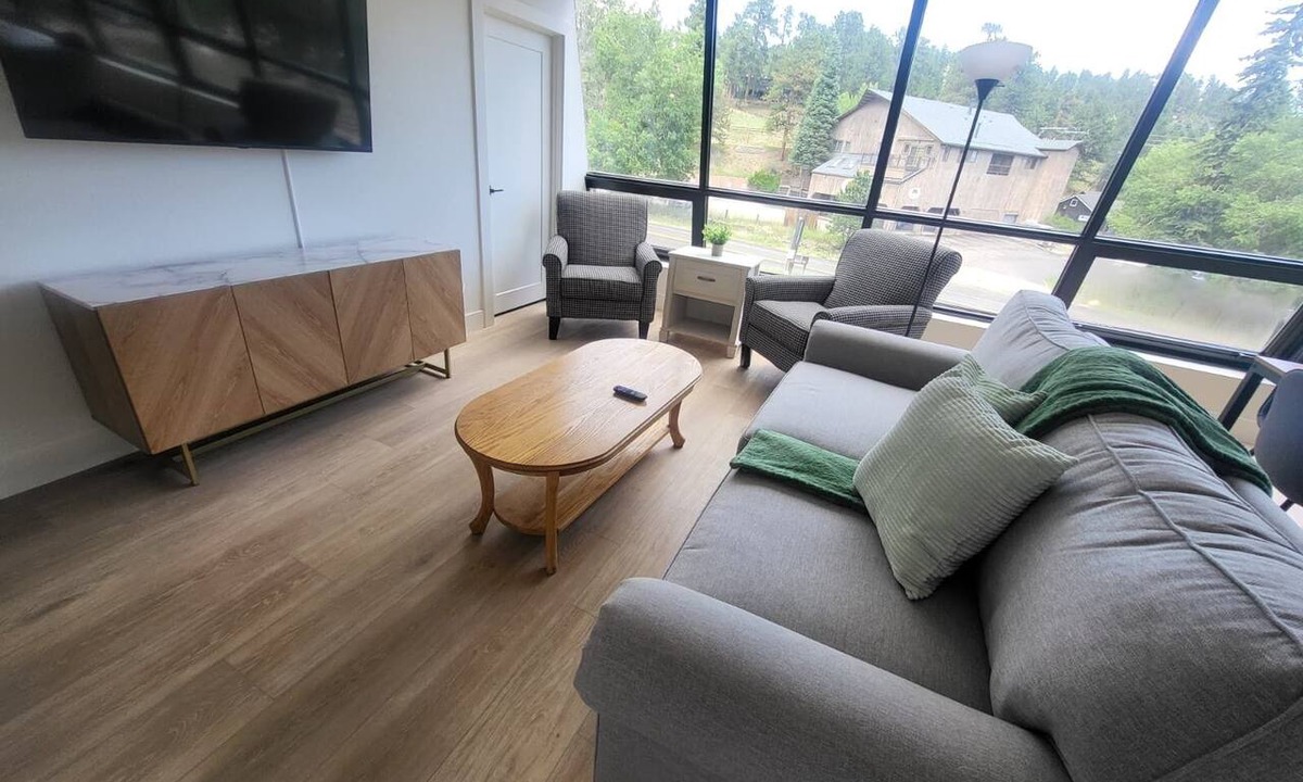 Kerr Gulch Apartment | Modern Stay in the Heart of Evergreen!