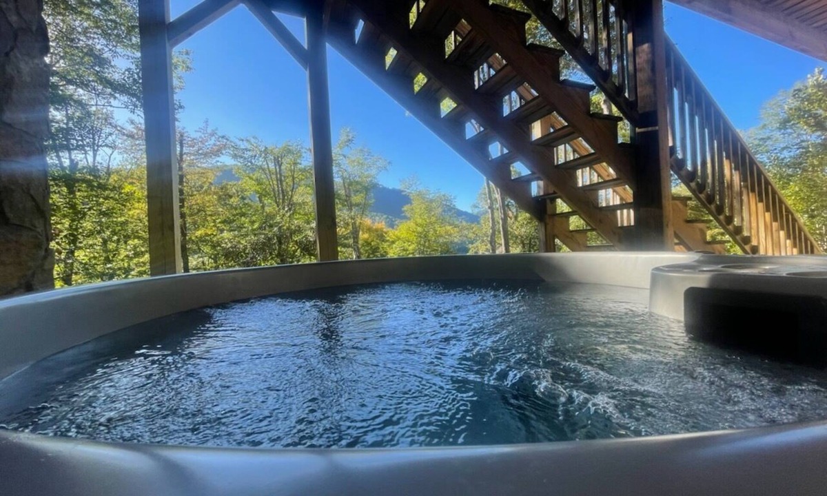 Burnsville House | Mountain Class & Comfort - Hot Tub, Fishing, River Play - All Day!