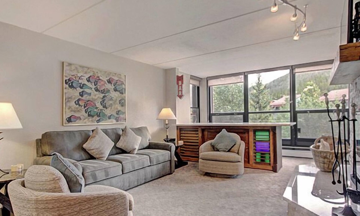 Copper Mountain Village Condo | Mountain Plaza 3 Bedroom Condo #407/409 by RedAwning