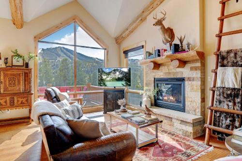Winter Park House | Mountain Villa 509 Next To WP Resort I Private Hot Tub I Great Views I Activity Program