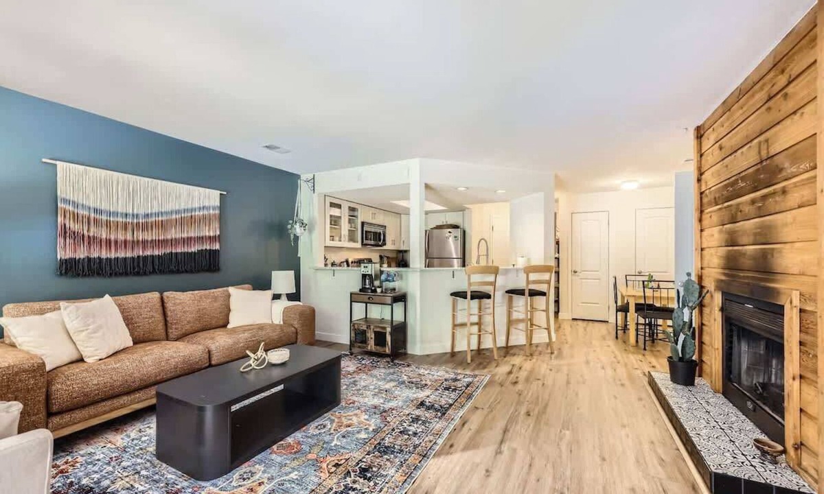 Baseline Sub Apartment | Nature Meets the City: Spacious & Elegant 1-BDR