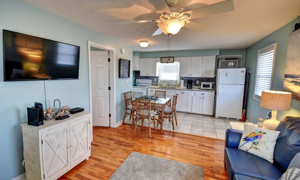 Cherry Grove Beach Condo | Newly Renovated and Just Steps from the BEACH!