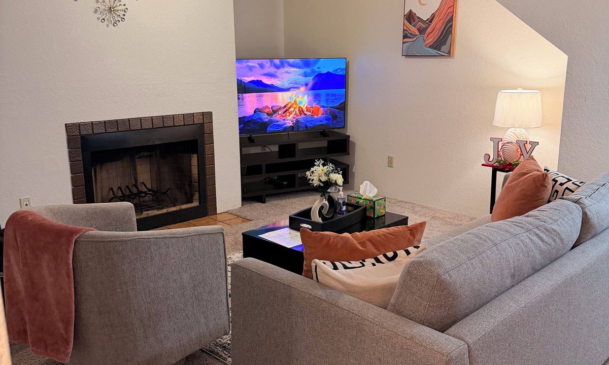 Seahurst Apartment | Nice 2-bedroom apartment in Burien