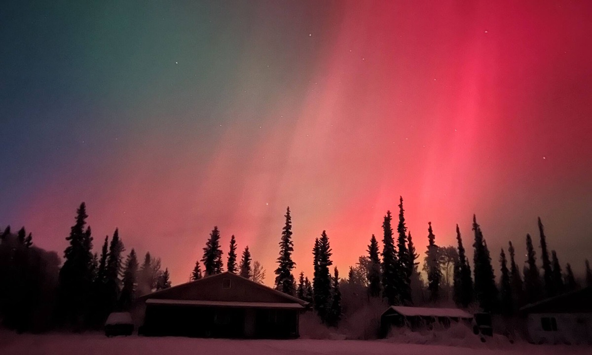 North Pole House | Northern Lights Getaway!