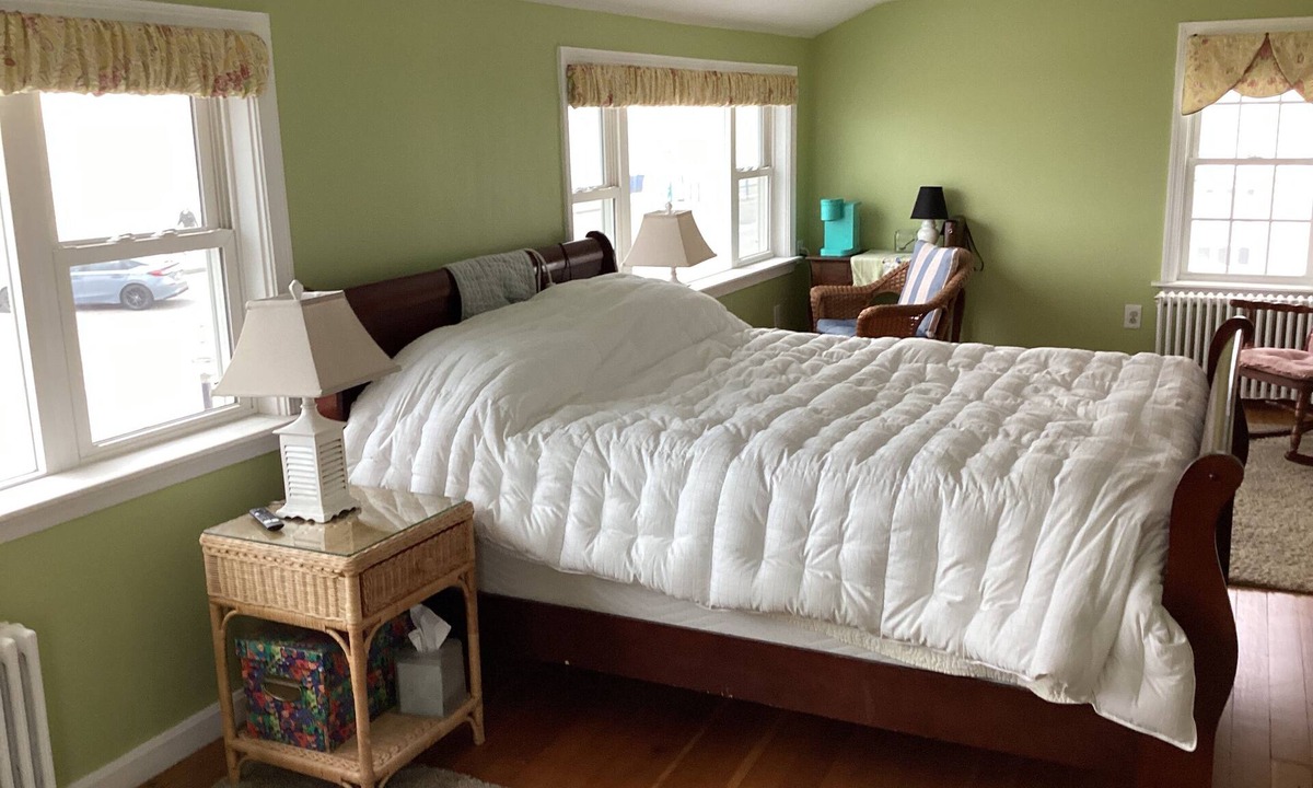 Hampton House | Ocean Front cape cod style home with panoramic views of North Beach.