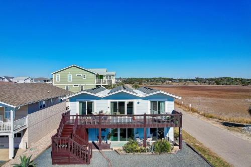 Holden Beach House | Ocean View, Heated Pool, 2nd Floor, Sleeps 7