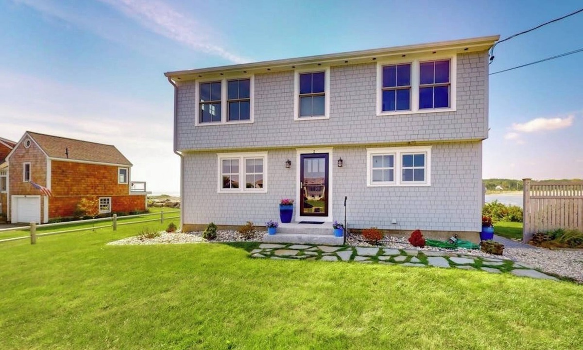 Biddeford House | Oceanfront home with stunning views of the cove & sunset, steps to the beach