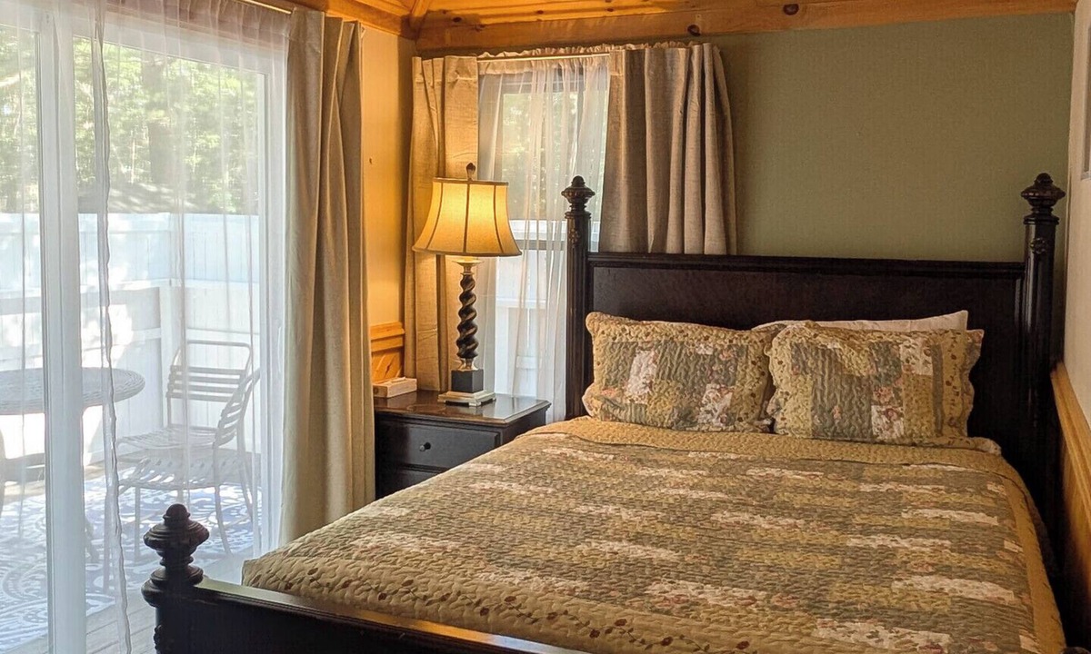 Bar Harbor Cabin | Our Comfortable Cabin with Two Bedrooms Cabin 6