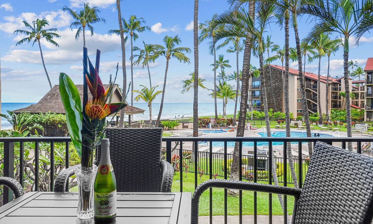 Honokowai Condo | Papakea's Finest ~ OCEAN VIEW Luxury 2 bedroom 2 bath ~ AC IN EVERY ROOM