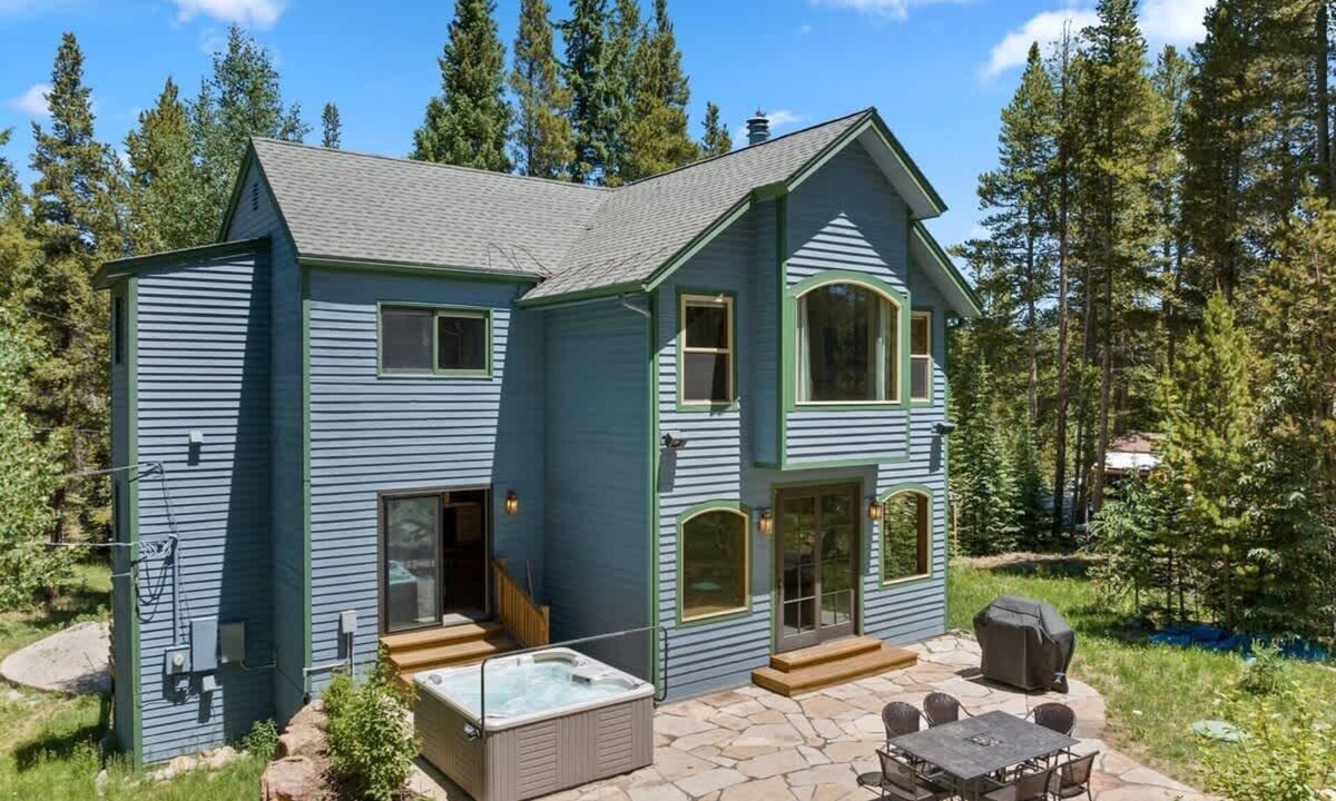 Blue River House | Peace and quiet just minutes from Breckenridge
