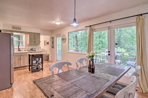 Pisgah Forest House | Peaceful Pisgah Forest Cottage w/Fire Pit!