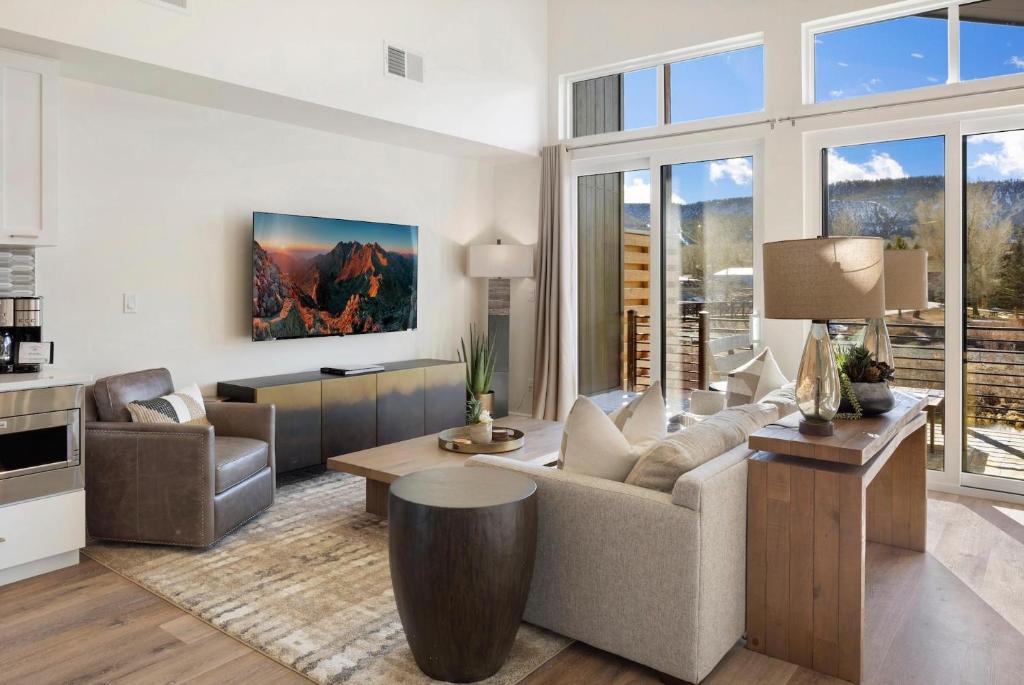 Ridgway House | Peaceful Riverfront in Ridgway CO