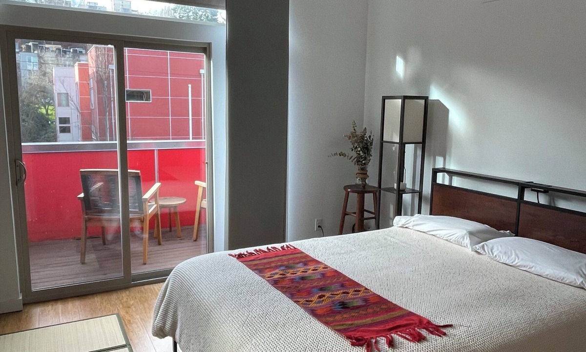 North Beacon Hill House | Peaceful urban oasis close to Downtown, stadiums and public transit