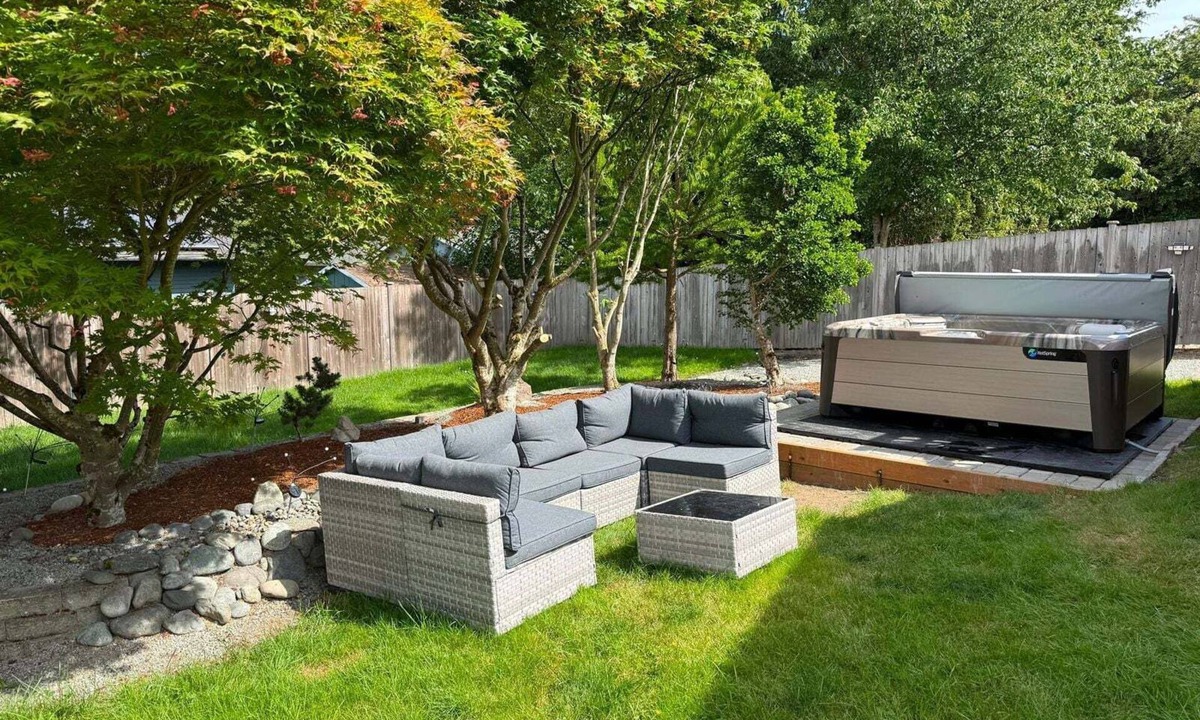 Riverview House | Perch - AC Home w/Sauna, Hot tub & Outdoor Seating!