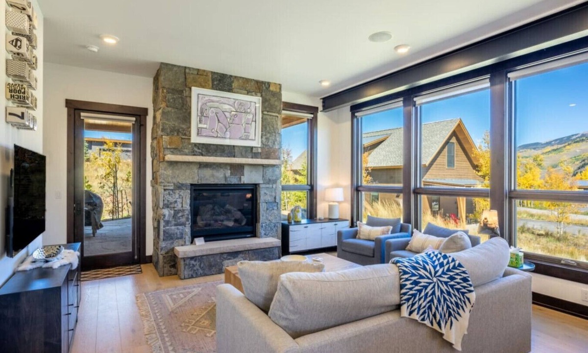 Silverthorne House | Pet-Friendly Mountain Escape | Private Firepit | Near Trails + Adventure