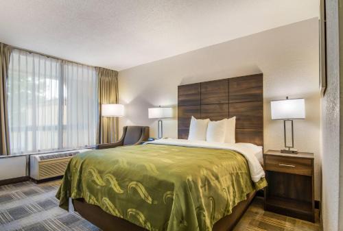 Suwanee Hotel | Quality Inn Suwanee I-85