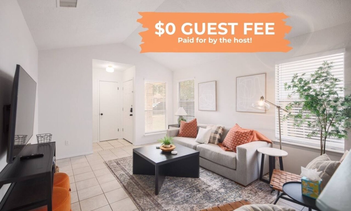 Barrington Oaks House | Quiet 2BR Retreat | Near UT & The Domain