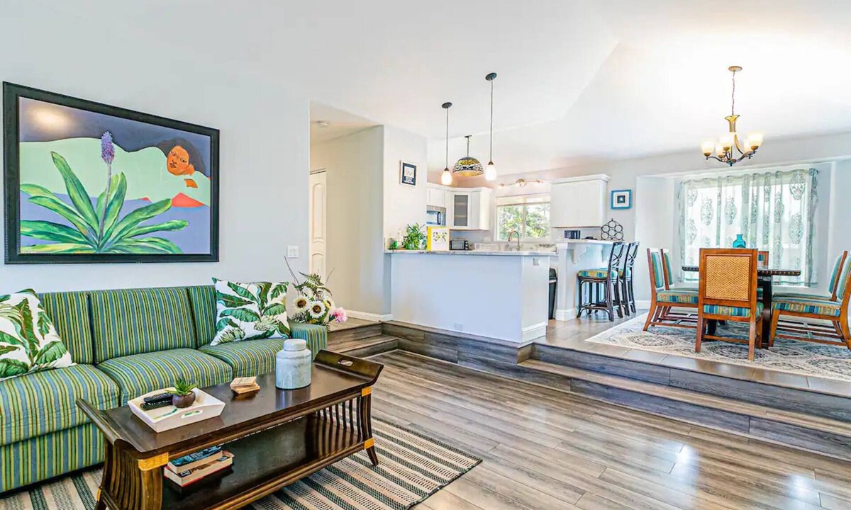 Keaau House | Red Ti Leaf Vacation House is your choice!
