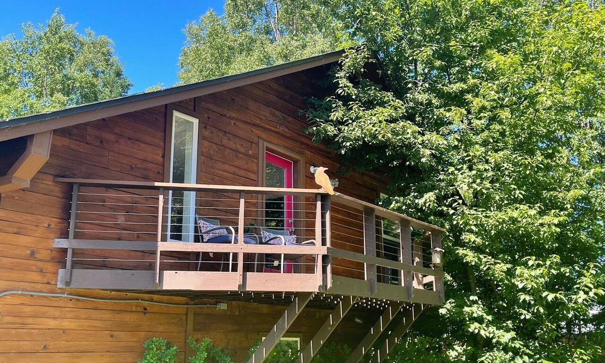 Abbott Loop Apartment | Relaxing Anchorage Retreat