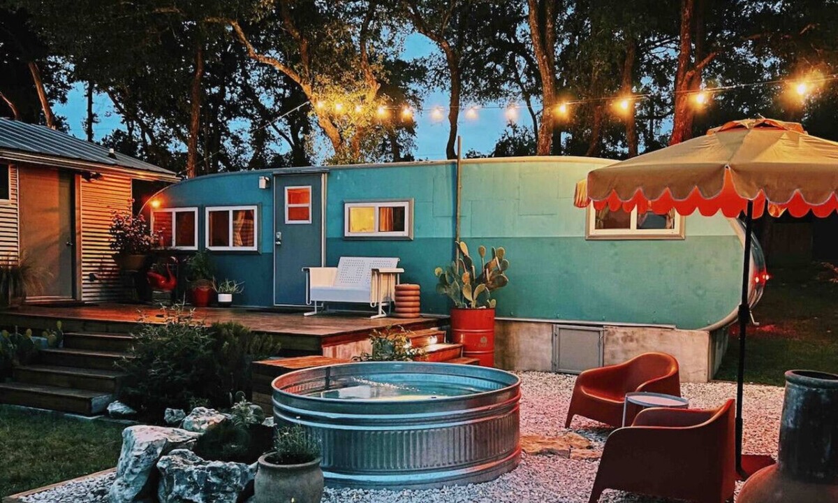 Austin House | Renovated Spartan + 3 acres + private pool “BB”