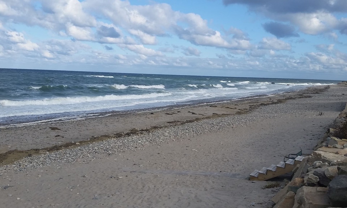 Ocean Bluff-Brant Rock House | REXHAME BEACH OCEAN FRONT BUNGALOW COTTAGE VACATION RENTAL