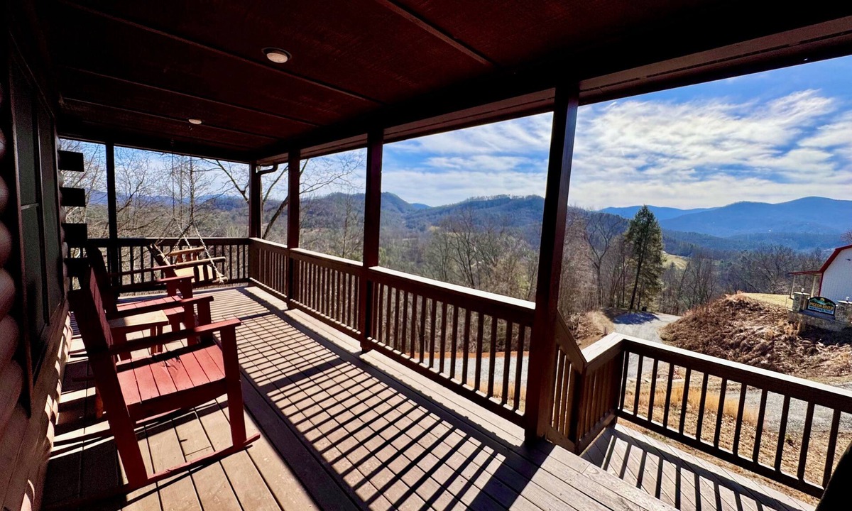 Clyde House | Riverfront-3 Luxury Homes on 500 Acres incl 5BR/3BA + 3BR/3BA + 2BR/2BA -Group B
