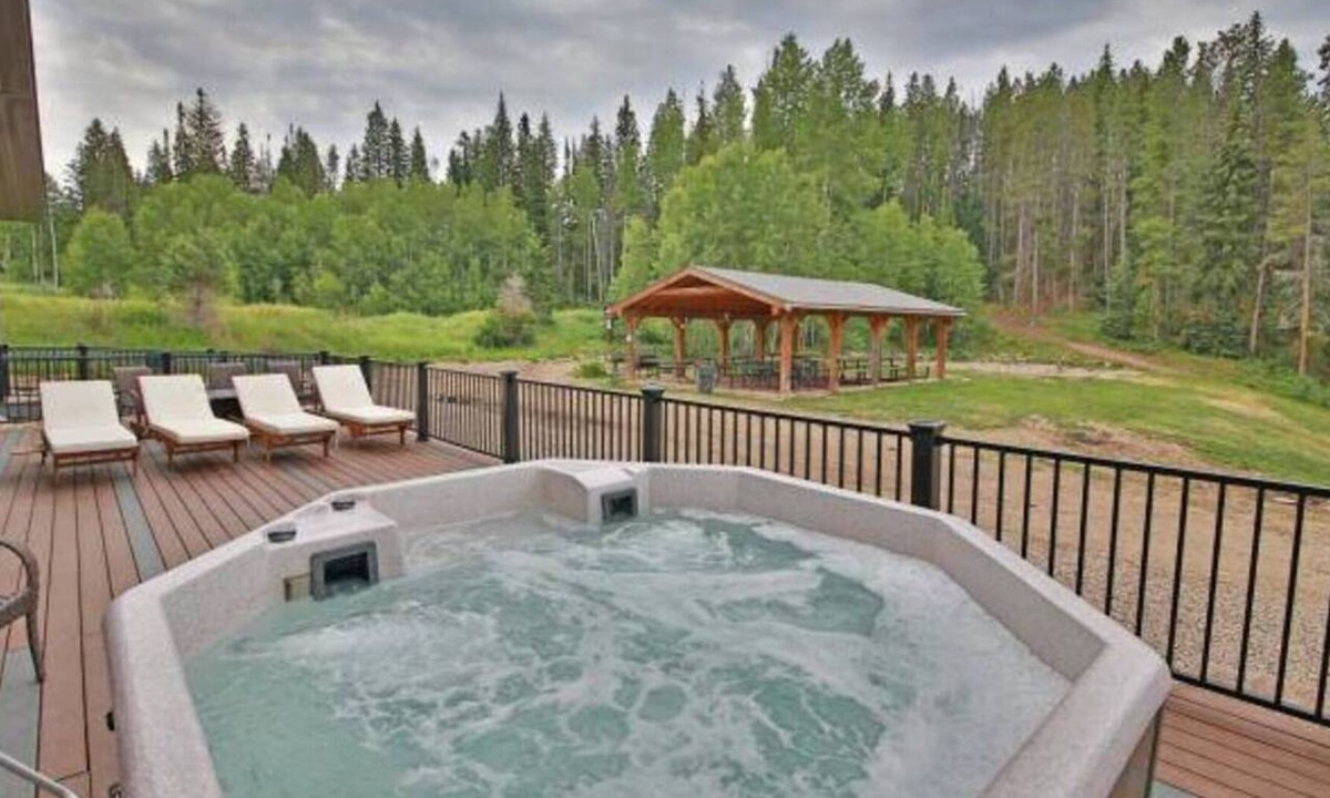 Winter Park Condo | Riverfront hot tub, 6 min drive to Winter Park Resort walking distance downtown.