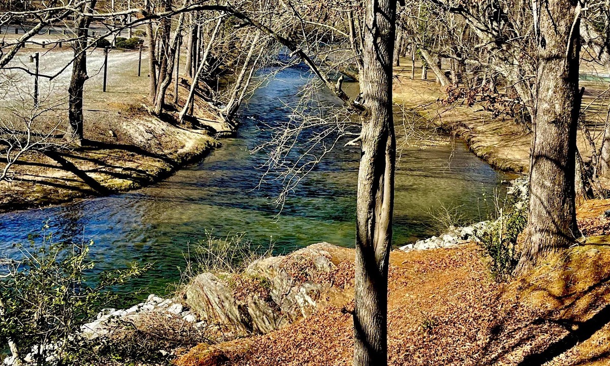 Helen House | Riverfront & Mt. Yonah Views: 3 Master Suites - Walk to Water Park!