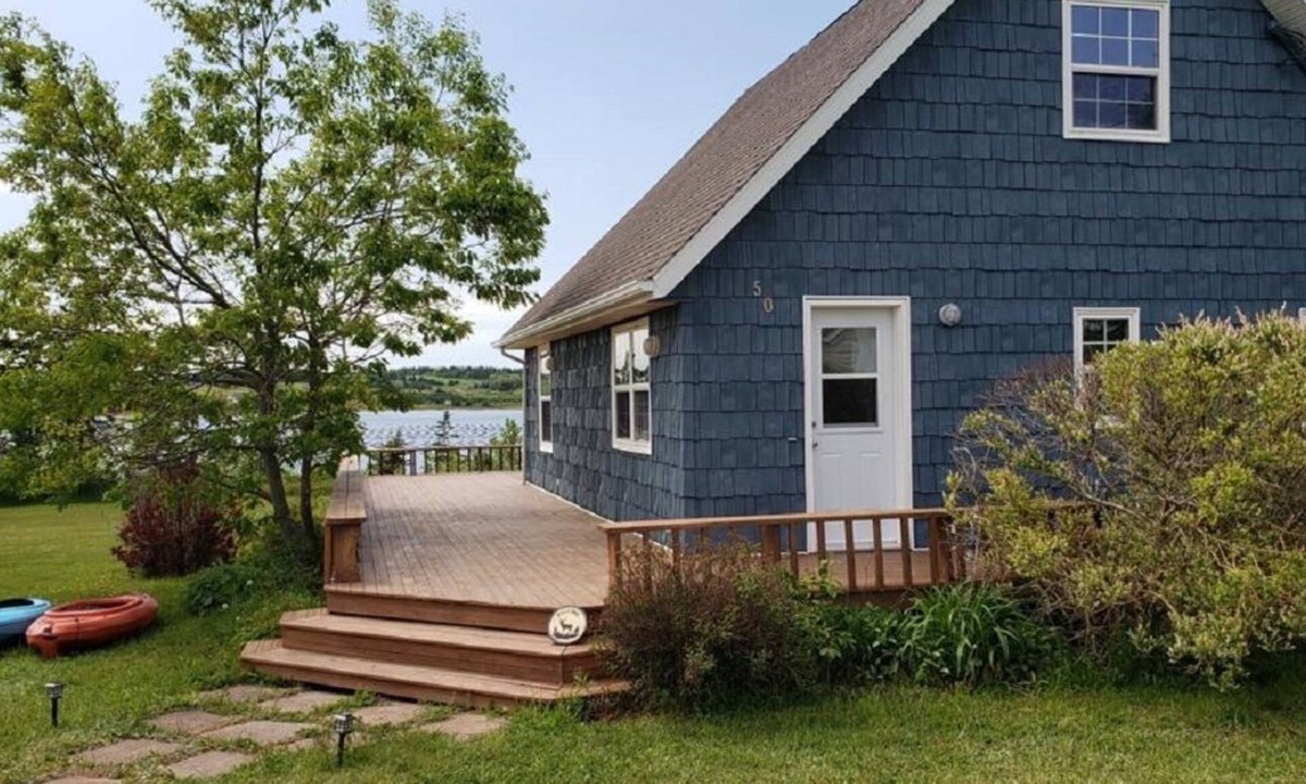 Anglo Rustico Cottage | Riverview Cottage on Green Gables Shore