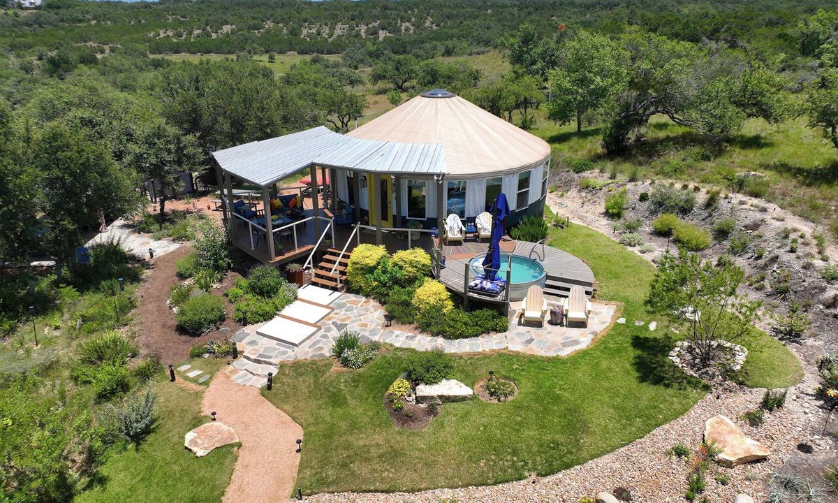 Dripping Springs Cottage | Romantic Ritz of Yurts with Private Hot Tub