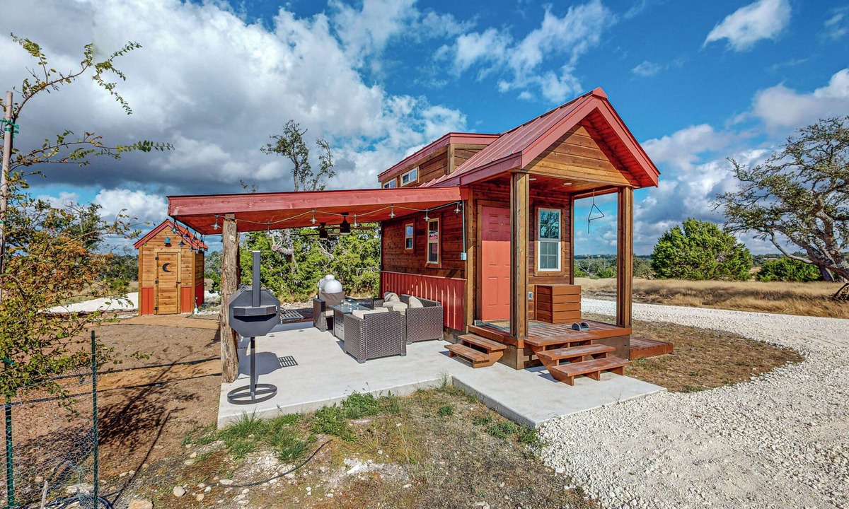 Harper Apartment | Romantic Tiny House w/Views in Harper!