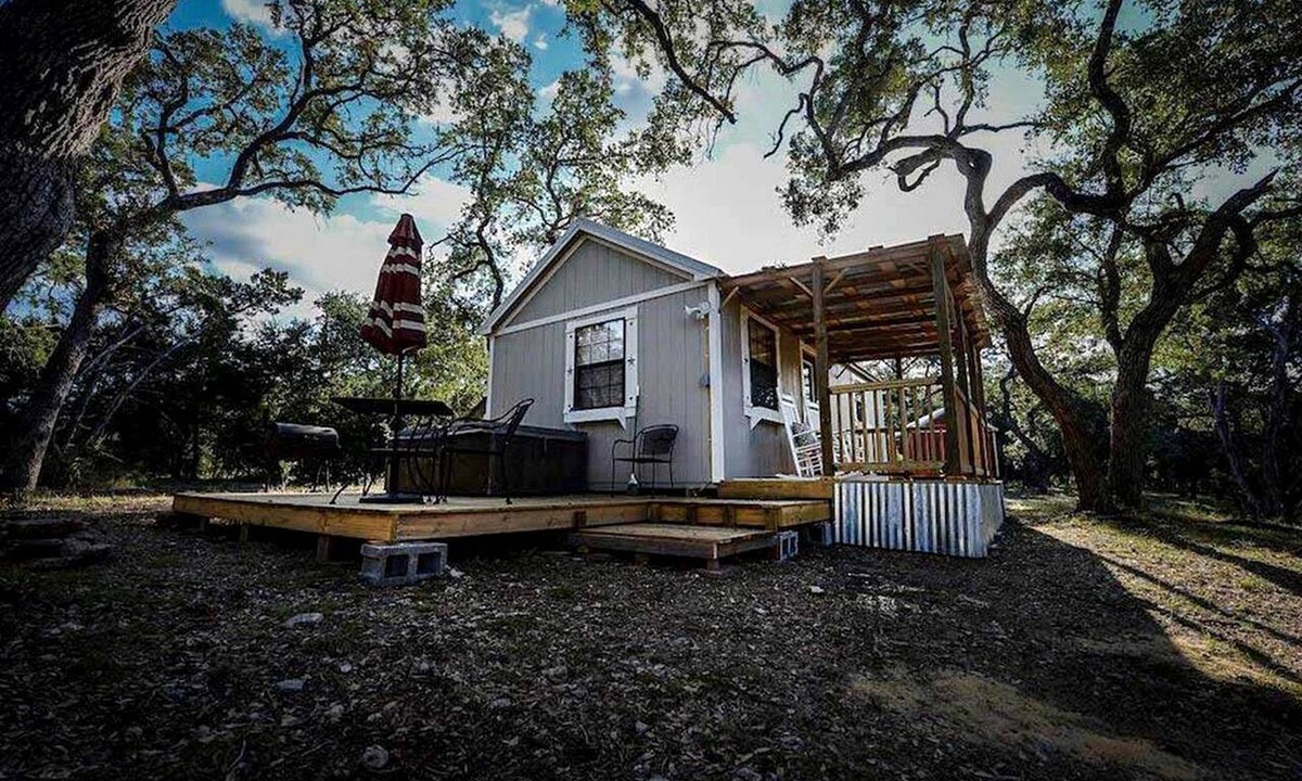 Wimberley Cabin | Rustic Dog-Friendly Cabin with Private Deck and Hot-Tub in Texas