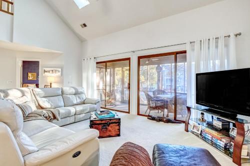Sea Trail House | SB08 Golf Retreat at Club Villas