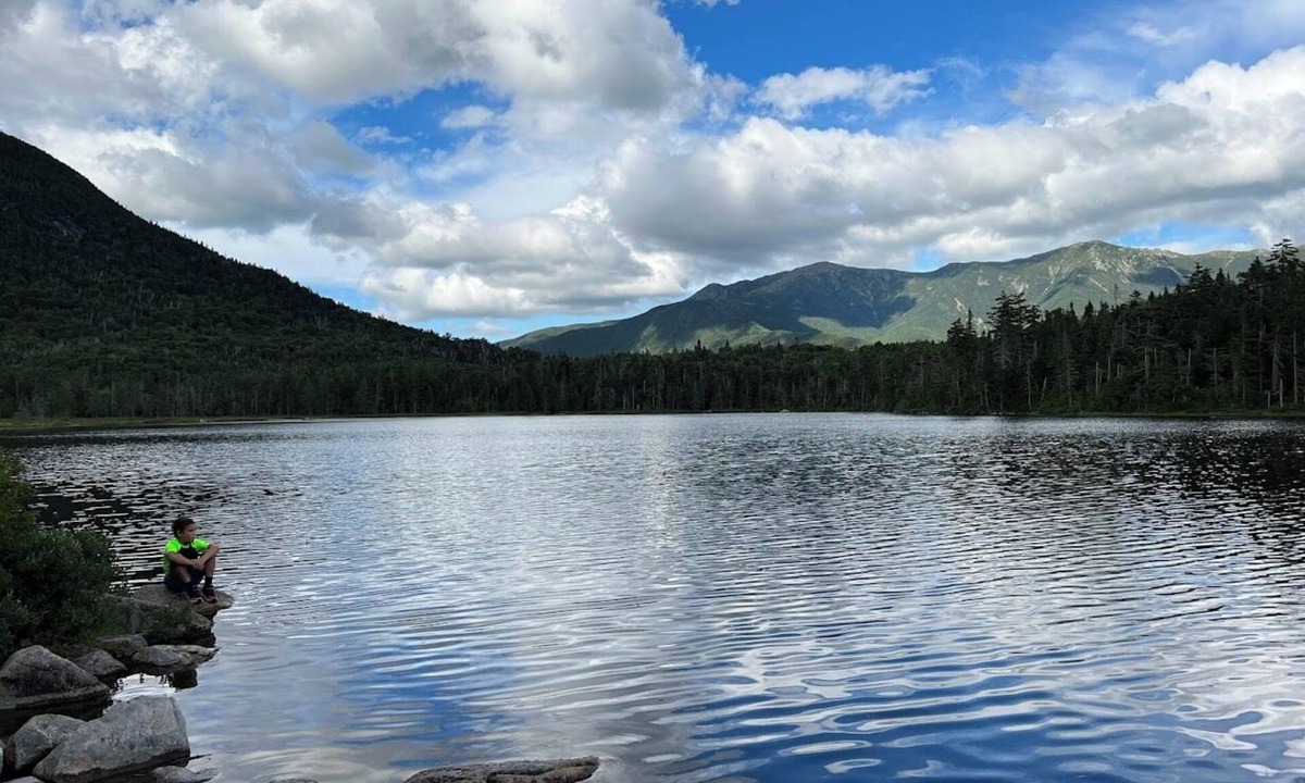 Carroll Condo | SC17: Spacious, clean, comfortable. 1 minute to skiing and Mount Washington Hotel!