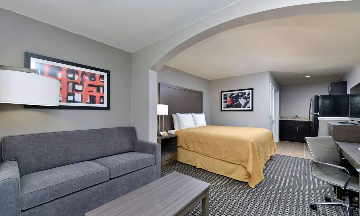 Cotulla Hotel | Scottish Inns & Suites