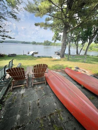 Raymond Villa | SEBAGO ESCAPE LIMIT 12 home