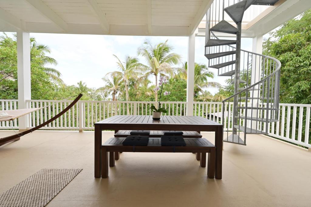 Kehena Beach Estates House | Secluded Jungle Penthouse with Rooftop Observation Deck