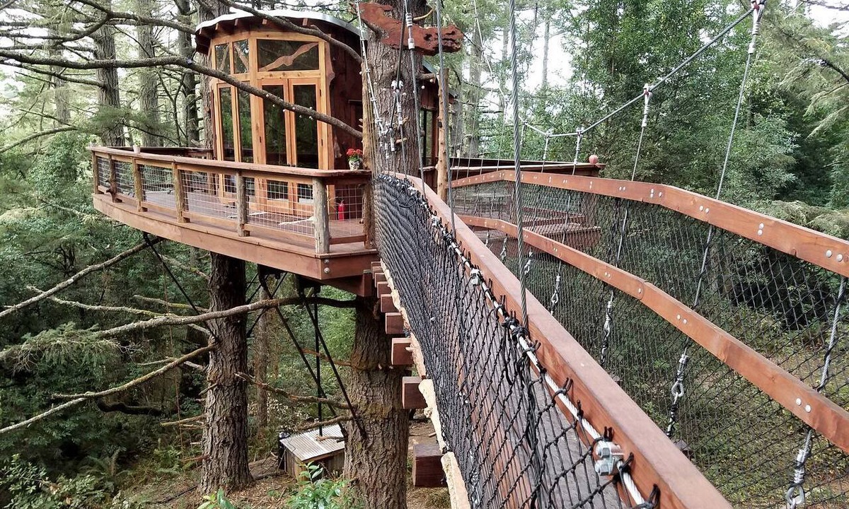 Bodega Bay Cabin | Secluded Treehouse Hideaway with Firepit and Forest Views in Bodega Bay, California