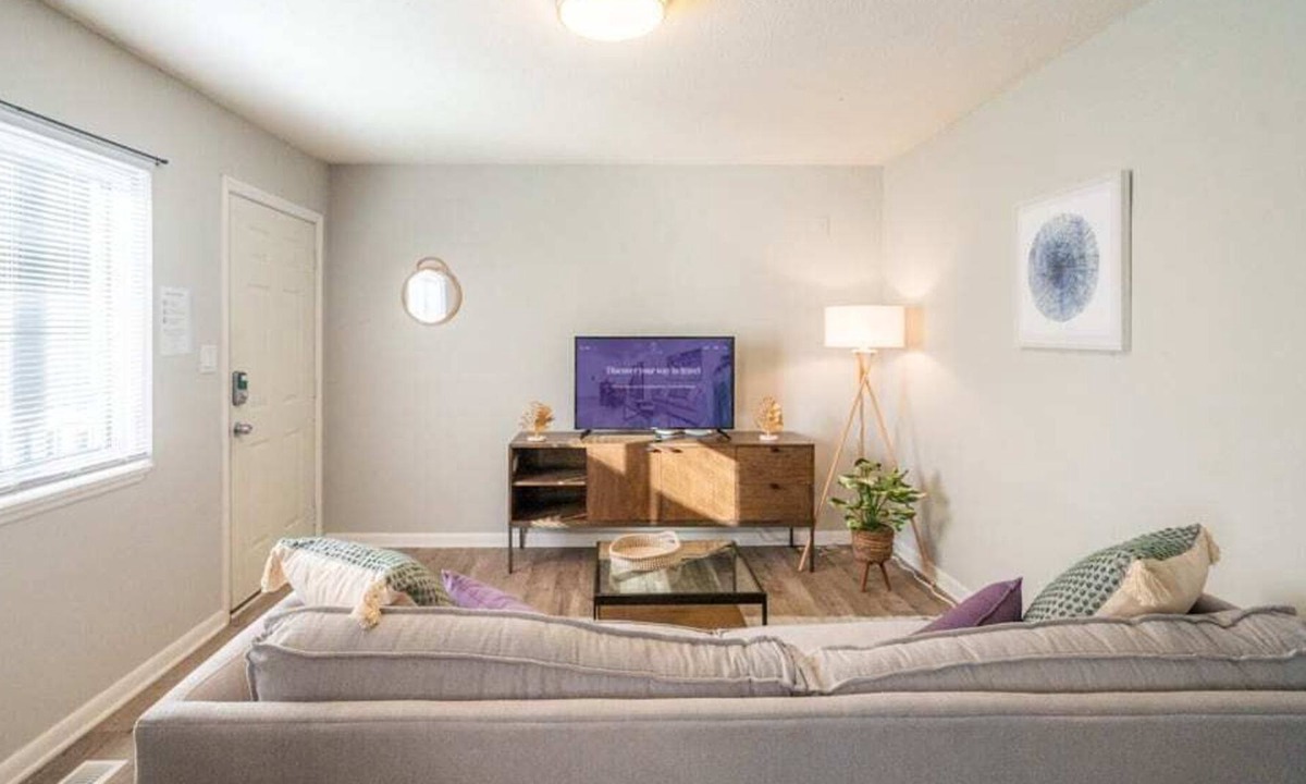 Durham Apartment | Serene and Spacious 2BR w/ Parking