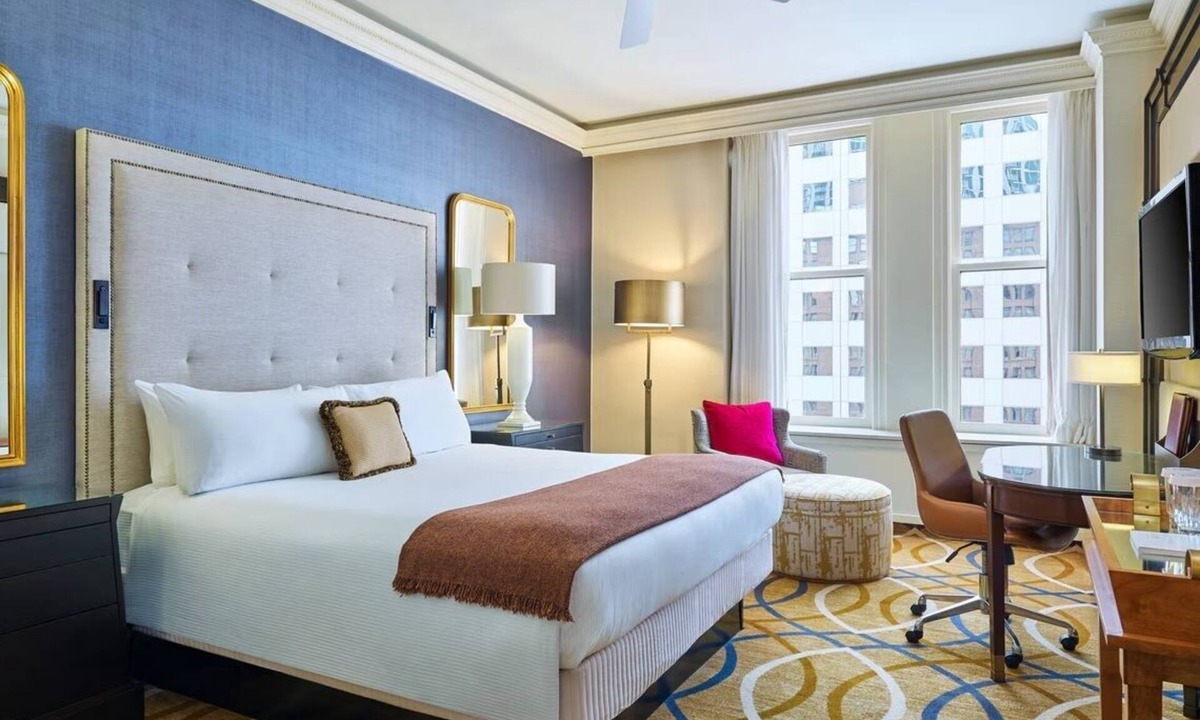 Uptown Hotel | Signature King | The Brown Palace | Legendary 1892 Stay, Downtown