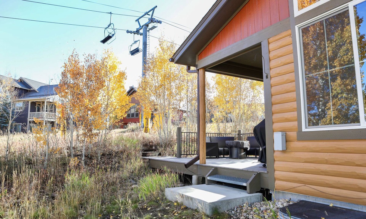 Silvercreek House | Ski-In/Ski-Out Granby Ranch Home + Firepit & Views