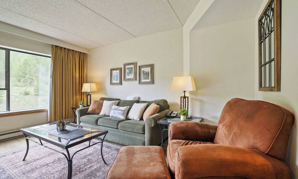 Peak 9 Apartment | Ski In Ski Out Studio, Dog Friendly, Beaver Run, Building 4